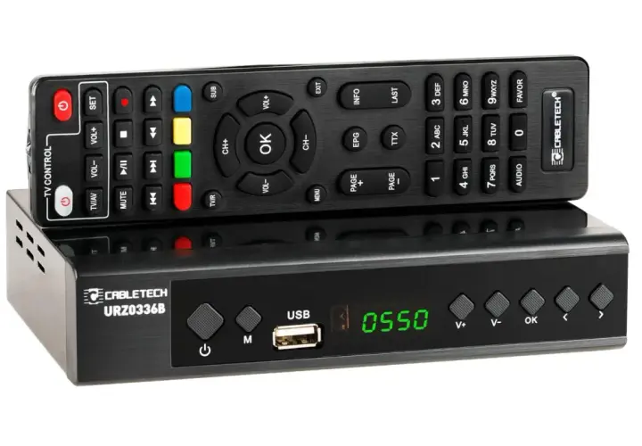 Odbiornik Cabletech URZ0336B z pilotem do telewizji naziemnej DVB-T2. Cyfrowy dekoder z wyświetlaczem i portem USB.