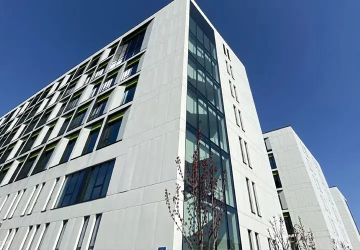 Ile kosztują studia medyczne w Warszawie? Sprawdź różnice w cenach