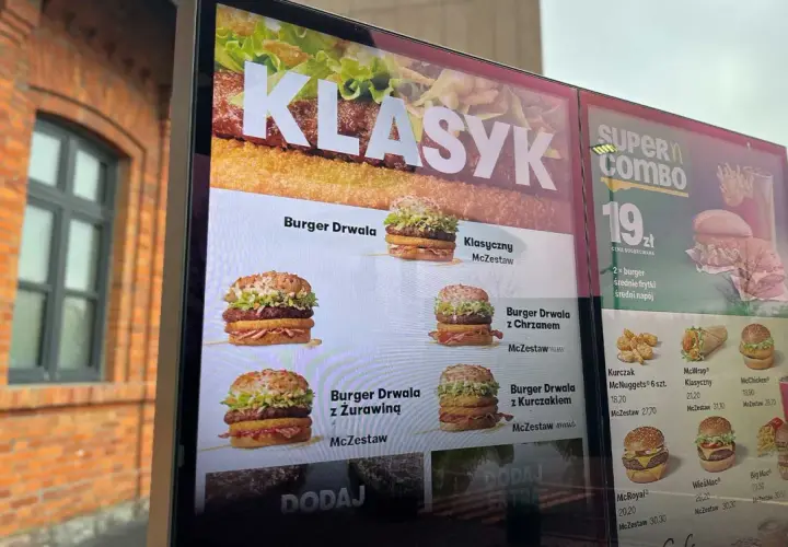 Burger Drwala w wersji klasycznej, z chrzanem, żurawiną i kurczakiem. Wybierz swój ulubiony!