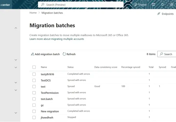 Tableau des lots de migration dans le centre d'administration Exchange, montrant l'état de l'exchange online.