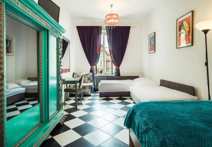 Ceny noclegów w Warszawie: Ile kosztuje hotel, hostel, apartament?