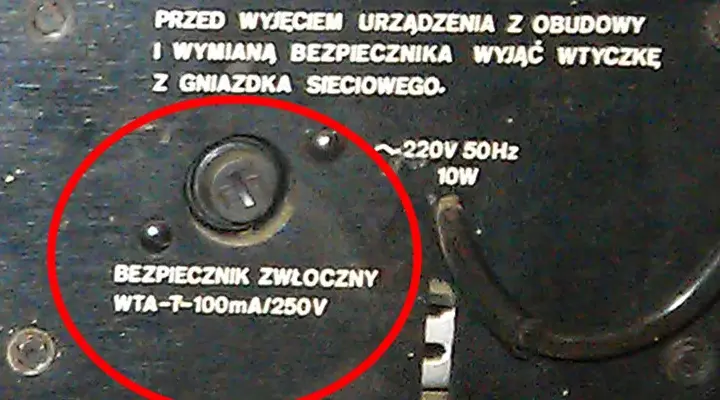 Jak bez błędu sprawdzić bezpiecznik topikowy w domu? Uniknij awarii!