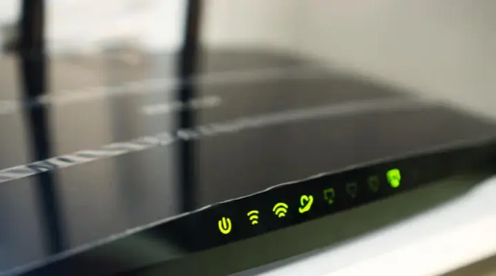 Jak zakłócić sygnał wifi i unikać nielegalnych konsekwencji