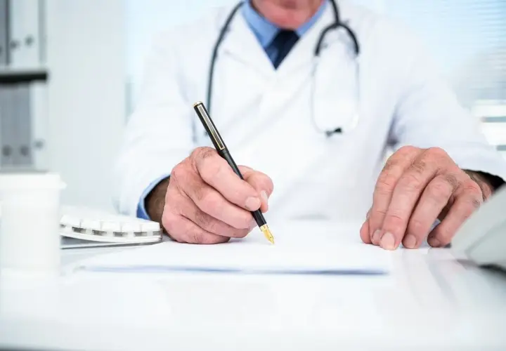 Cómo agrupar recetas de medicamentos de diagnóstico hospitalario eficazmente