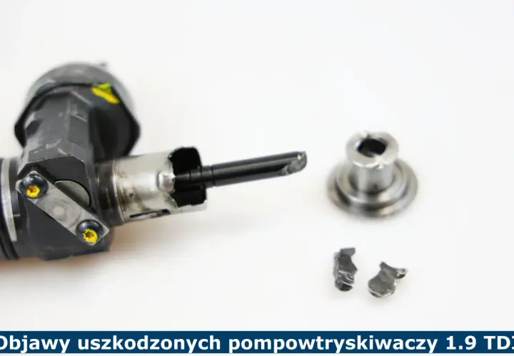 Uszkodzony pompowtryskiwacz 1.9 TDI z widocznymi objawami awarii: pęknięte elementy, luźne części.