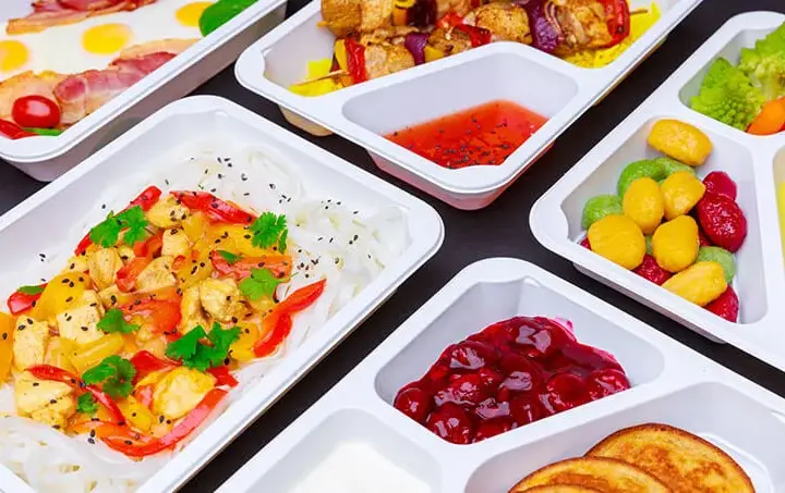 Ile kosztuje catering dietetyczny na miesiąc? Sprawdź, co wpływa na ceny