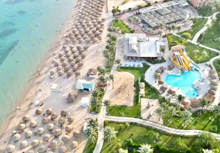 Jaki hotel w Hurghadzie? Wybierz idealny: ranking, plaże, aquaparki