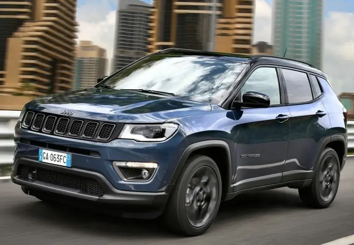Jeep Compass czy warto kupić? Zobacz zalety i wady tego SUV-a