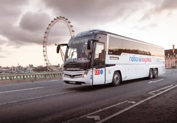 National Express Stansted: Skąd odjeżdża? Wybierz swój przystanek!