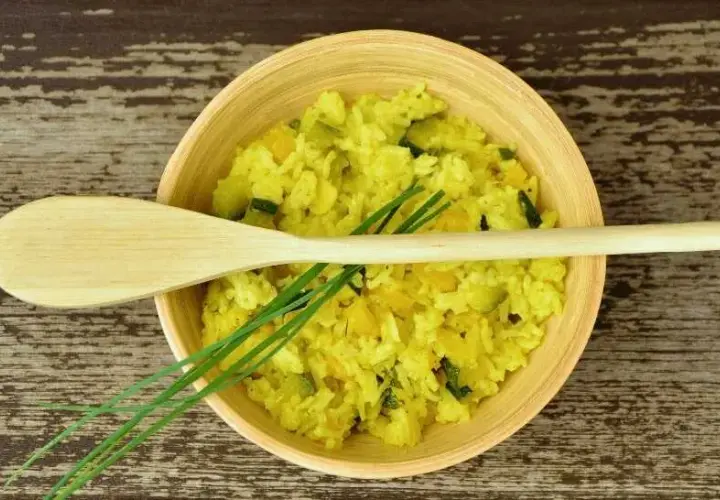 Ile bulionu do risotto, aby uzyskać idealną kremowość i smak?