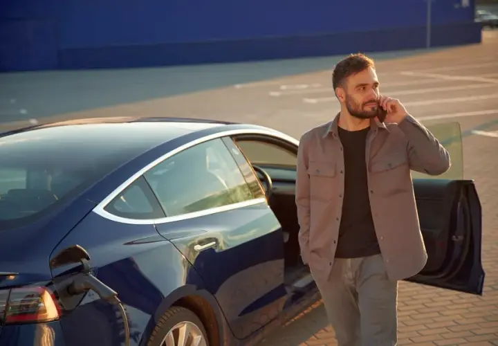 Pojemność baterii Tesla S: Kluczowe informacje o wersjach i trwałości