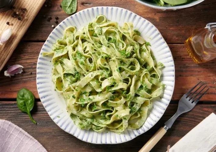 Zielone tagliatelle szpinakowe! Sposób na domowy makaron deluxe