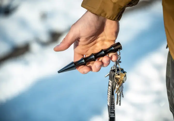 Kubotan legalny w Polsce? Poznaj zasady użycia i ryzyko