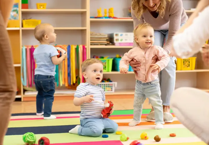 Opiekunka w żłobku: Kurs Jak zdobyć kwalifikacje i pracę?
