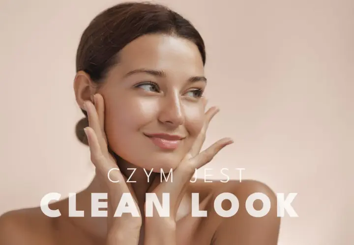 Uśmiechnięta kobieta z promienną cerą, uosabiająca clean girl aesthetic. Delikatny dotyk dłoni podkreśla naturalne piękno.