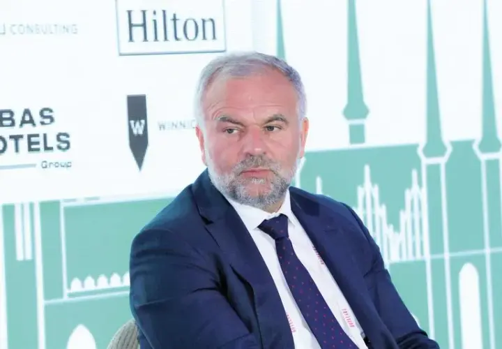 Artur Kozieja wiek: zaskakujące fakty o jego życiu i karierze.