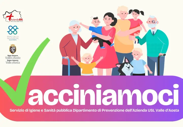 Famiglia felice e un cane, con un segno di spunta verde, promuovono la campagna vaccinale in Valle d'Aosta.