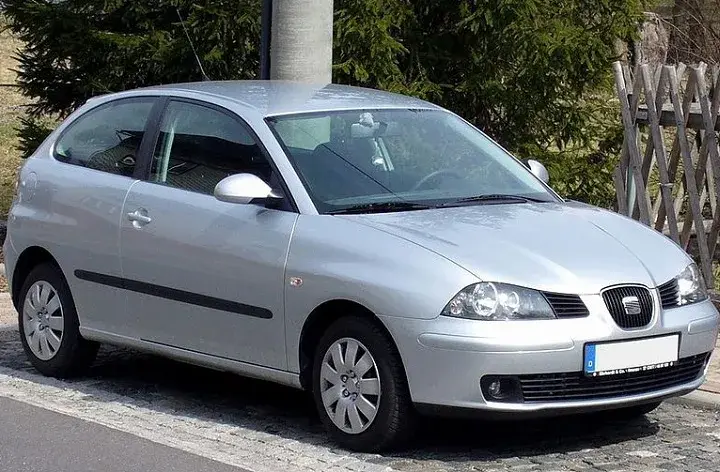 Ile wchodzi płynu do chłodnicy Seat Ibiza? Poznaj kluczowe informacje