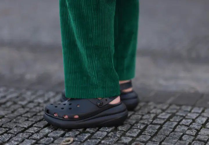 Jakie buty do pracy chodzącej zapewnią Ci komfort i bezpieczeństwo?