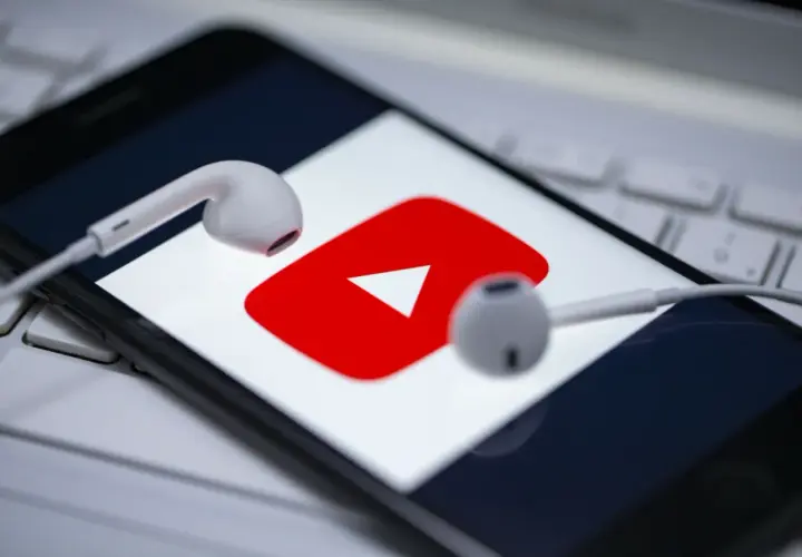 Jak pobrać muzykę z YouTube na pendrive? Legalnie i bezpiecznie!
