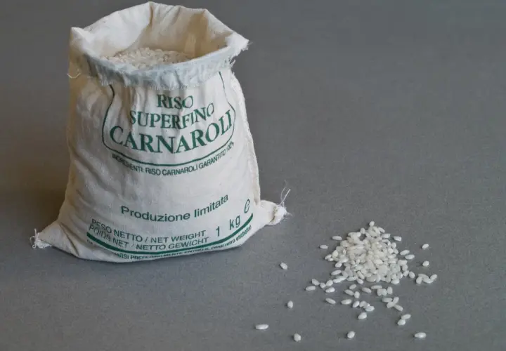 Worek ryżu Carnaroli, idealnego do risotto. Szukasz, gdzie kupić ryż do risotto? Ten jest świetny!