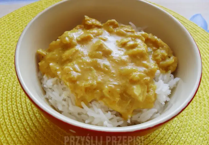Jak zrobić sos curry do ryżu? Prosty przepis na idealny smak!