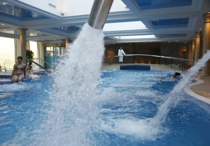 Balneario Puente Viesgo: Beneficios terapéuticos y experiencias únicas