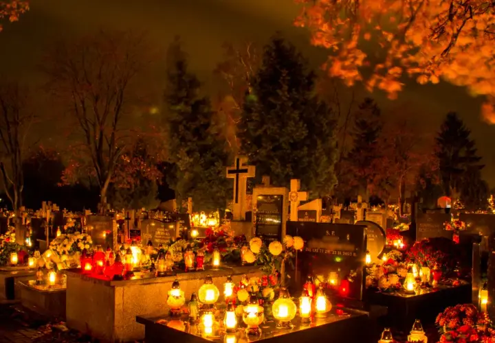 W jakich krajach obchodzi się Wszystkich Świętych i jak to wygląda?