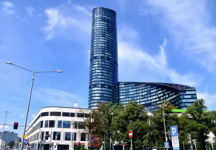 Sky Tower: Ile pięter ma najwyższy budynek Wrocławia?