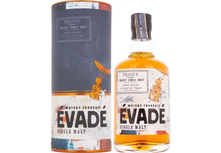 Bouteille et étui de whisky français ÉVADE, le meilleur whisky français, single malt cultivé, distillé et vieilli en France.