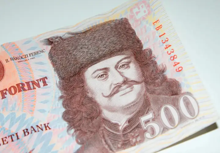 Przelicznik Forinta HUF: Kurs i wskazówki dotyczące wymiany walut