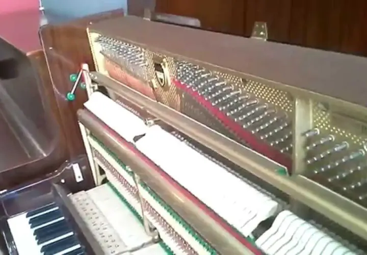 Ile mosiądzu jest w pianinie i dlaczego to ma znaczenie dla recyklingu