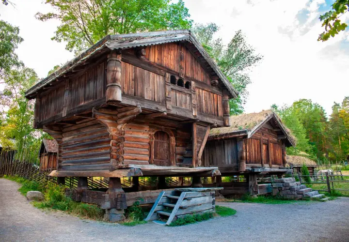 Oslo Skansen - odkryj tajemnice muzeum i historię restauracji
