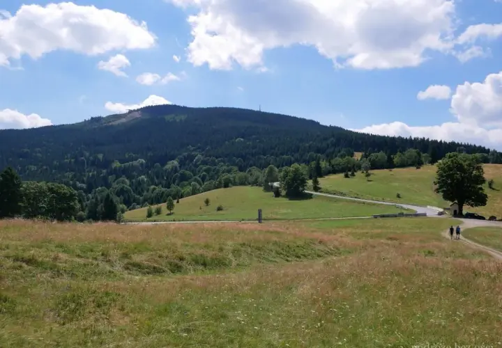 Lądek-Zdrój: Jakie góry? Złote i Śnieżnik Przewodnik po szlakach