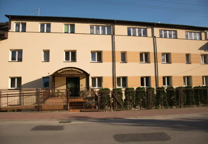 DPS Nowe Miasto nad Pilicą: Który wybrać? Profile, koszty, przyjęcie