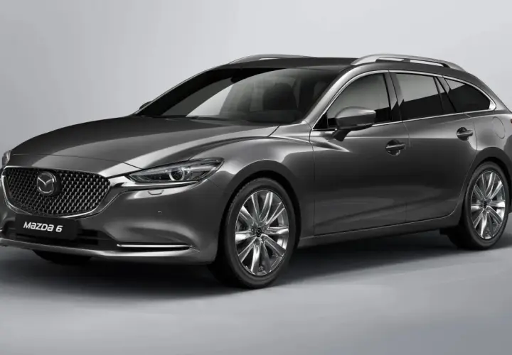 Szary kombi Mazda 6 z eleganckimi felgami. Sprawdź rozmiar opon dla swojego modelu Mazda 6.