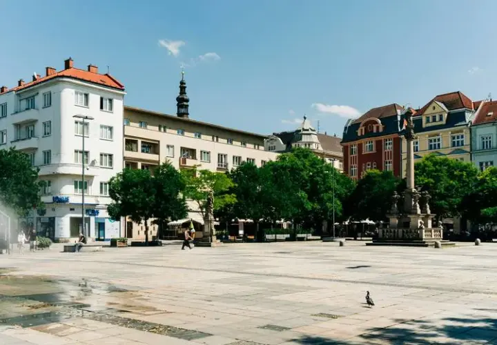 Ostrawa atrakcje w okolicy: odkryj ukryte skarby i piękne miejsca