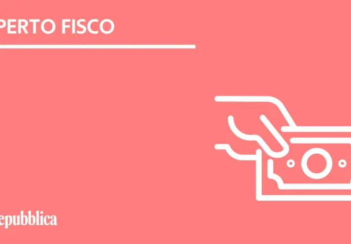 Esperto Fisco: mano che porge banconota, per fattura o certificato medico per invalidità civile.