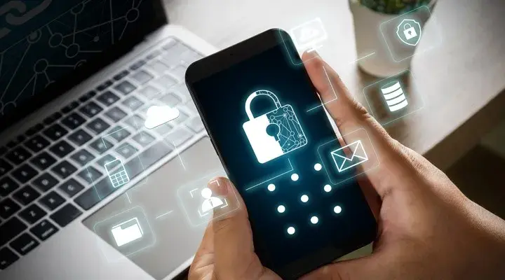 Aplikacja sprawdzająca czy telefon nie jest zhakowany - jak się chronić?