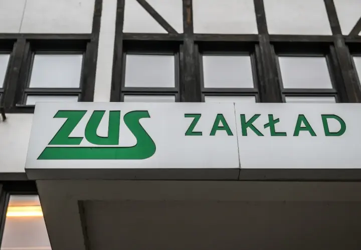 ZUS Zakład Ubezpieczeń Społecznych. Tu można dowiedzieć się o zasiłek stały z MOPS, 500+ dla niepełnosprawnych i innych świadczeniach.