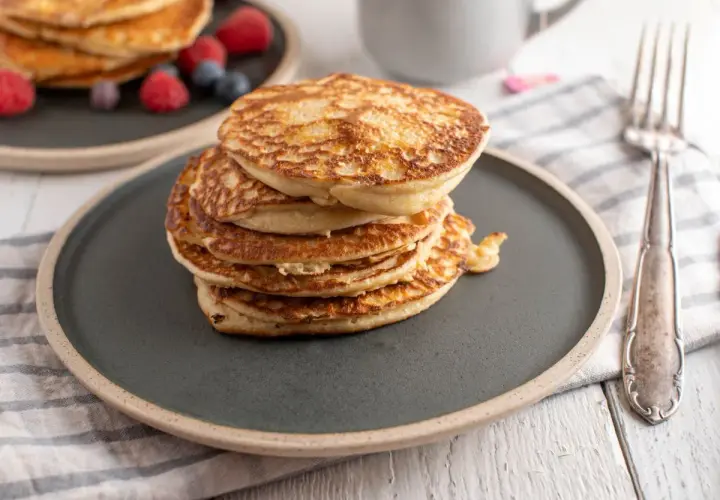 Jak zrobić proteinowe pancakes, które zachwycą smakiem i zdrowiem