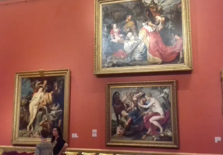 Muzeum sztuki w Sankt Petersburgu: odkryj najważniejsze kolekcje