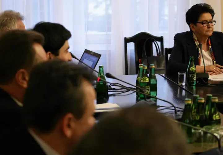 Jaką wodę piją w sejmie? Zaskakujące zmiany w wyborze napojów