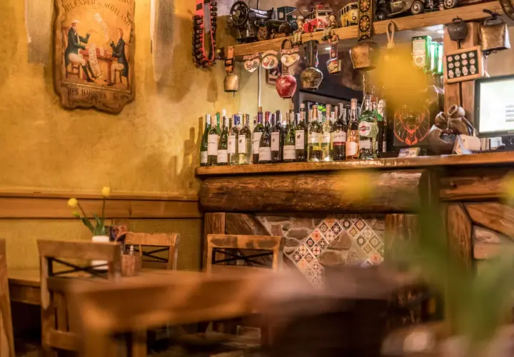 Gdzie zjeść w Kamiennej Górze? Odkryj najlepsze restauracje