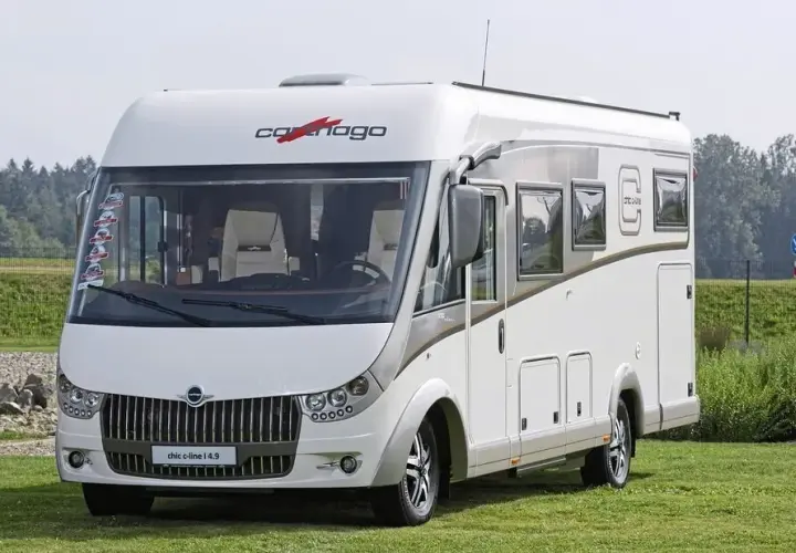 Kamper czy camper van – co wybrać, aby uniknąć kosztownych błędów?