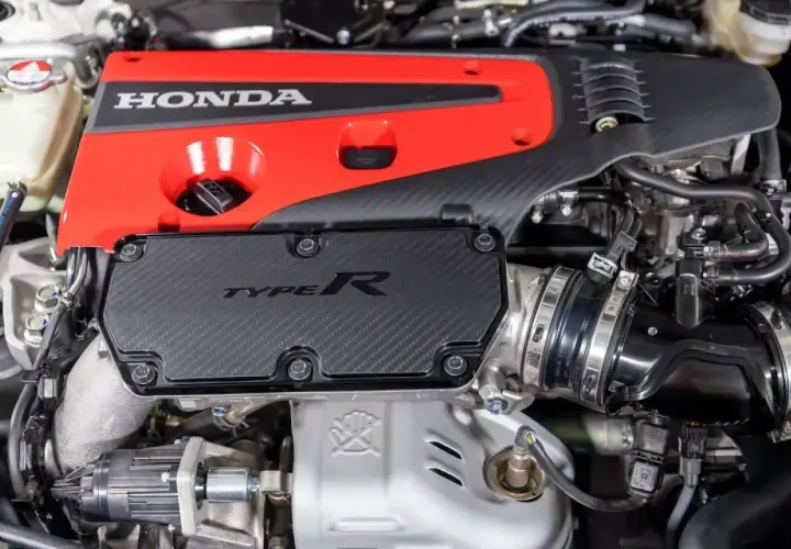 Motor Honda Type R, un ejemplo de mejor motor gasolina 4 cilindros. Potencia y diseño en un bloque compacto.