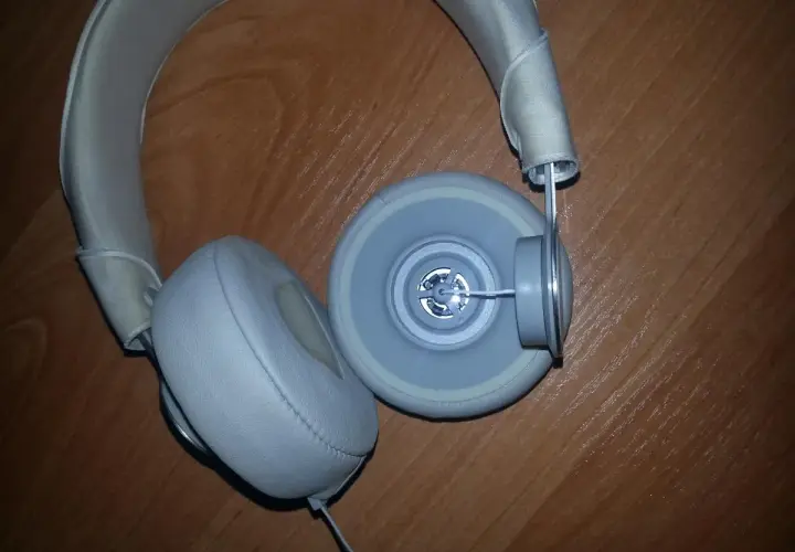 Jak naprawić słuchawki bezprzewodowe? Proste triki DIY w domu!