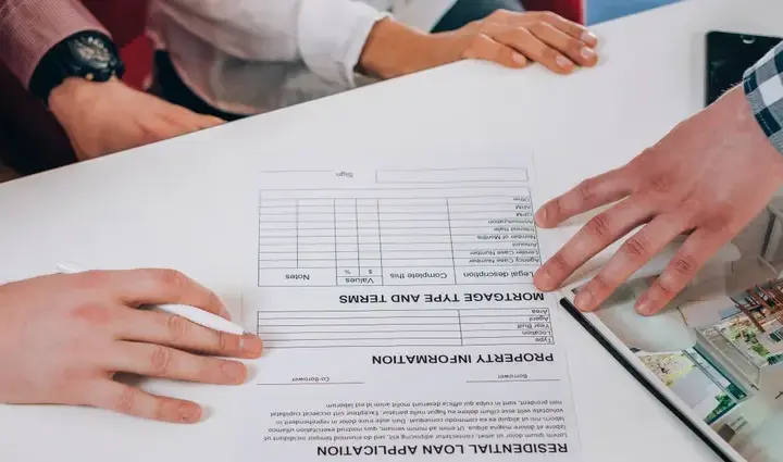 Czy współkredytobiorca może odstąpić od kredytu? Sprawdź konsekwencje