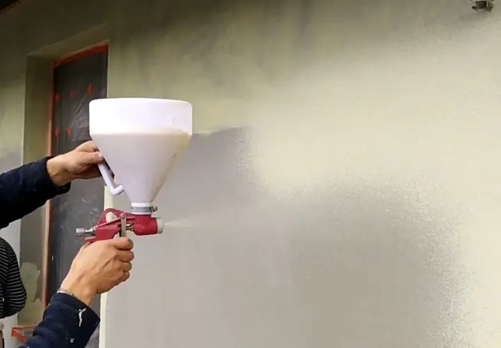 Jaki tynk do pistoletu? Wybierz najlepszy plaster do natrysku