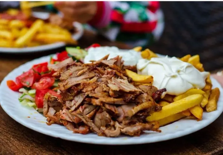 Jakie mięso na kebab? Wybierz idealne na domowy przysmak